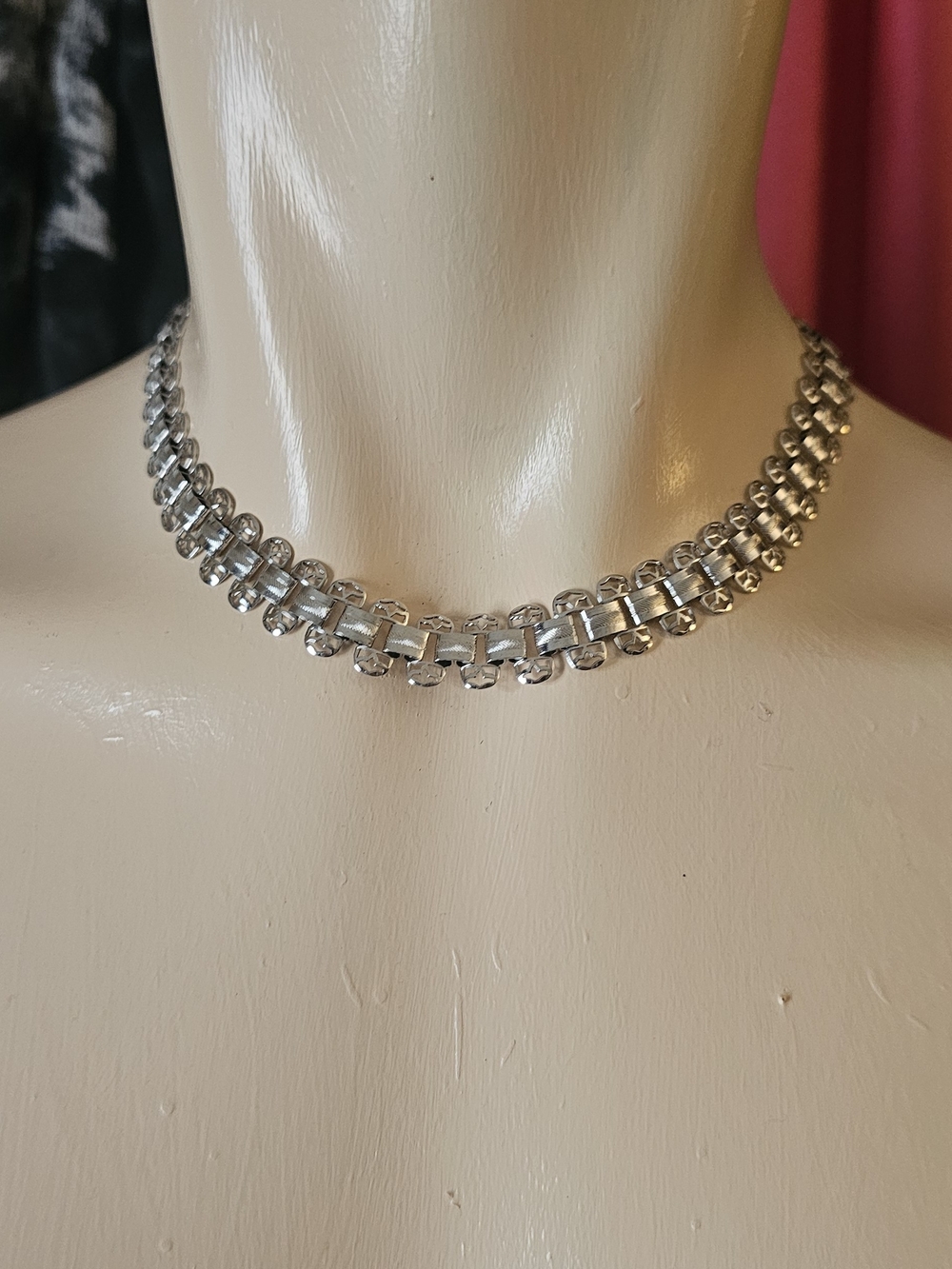 VINTAGE Silver Crystal Link Choker Necklace - Stunning!